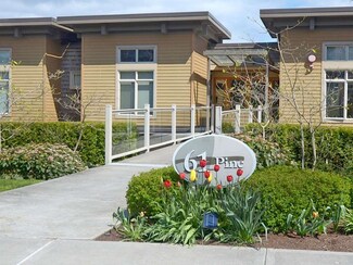 61 Pine St Unit 211, Edmonds, WA 98020