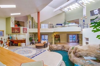 1876 Sefton Place, San Diego, CA 92107