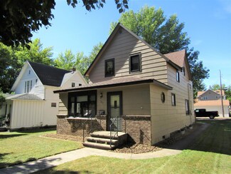 217 S 8th St, Montevideo, MN 56265