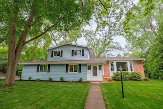 5317 S Hill Dr, Madison, WI 53705