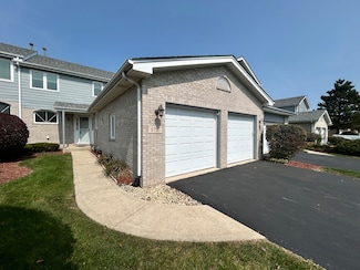8716 Ballycastle Ln, Tinley Park, IL 60487
