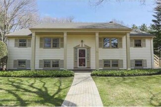 34 Lapham Rd, Concord, MA 01742