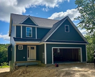 131 Badger Hill Dr, Milford, NH 03055