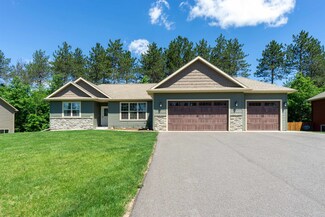 2460 Frosty Pines Ln, Kronenwetter, WI 54455