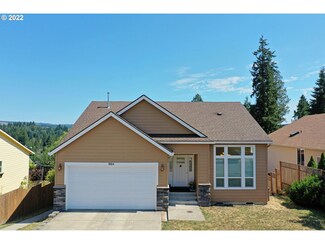 964 4th Ave, Vernonia, OR 97064
