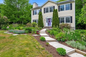 444 Loring Rd, Barre, MA 01005