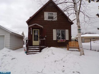 708 15th St N, Virginia, MN 55792