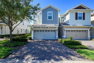 978 E 10th St, Apopka, FL 32703