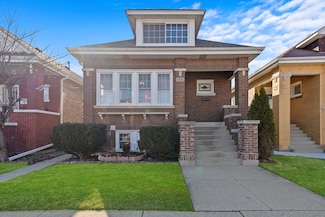 2216 Clinton Ave, Berwyn, IL 60402