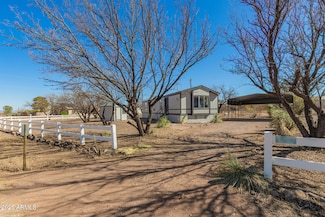 164 E Vía Platino, Huachuca City, AZ 85616
