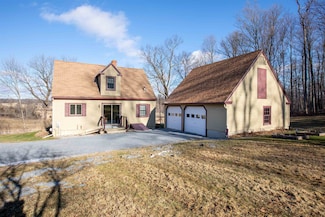 396 Prindle Rd, Charlotte, VT 05445
