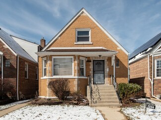 7234 S Sacramento Ave, Chicago, IL 60629