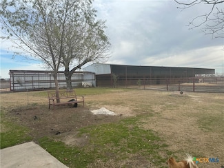 4610 Pfeil Rd, Converse, TX 78109
