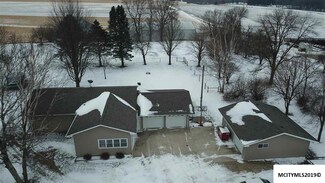202 E Main St, Mitchell, IA 50461