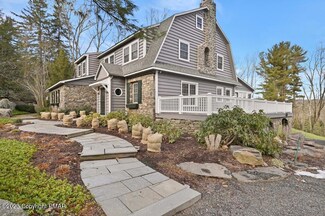 4106 Valley View Rd, Cresco, PA 18326