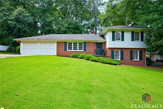 125 Chestnut Ln, Athens, GA 30606