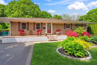 50 S Columbia St, Port Jefferson Station, NY 11776