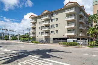 2600 Collins Ave Unit 308, Miami Beach, FL 33140