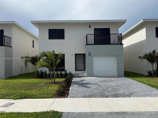 1353 NW 1st St, Florida City, FL 33034