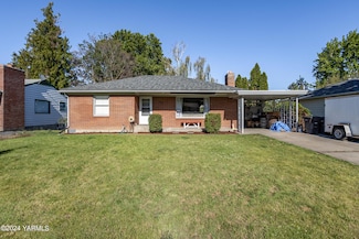 917 S 28th Ave, Yakima, WA 98902