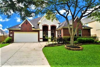3108 Orchard Briar Ln, Pearland, TX 77584