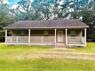 110 Gardner Rd, Crossett, AR 71635
