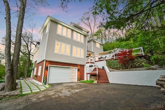 10717 Bentley Pass Ln, Loveland, OH 45140