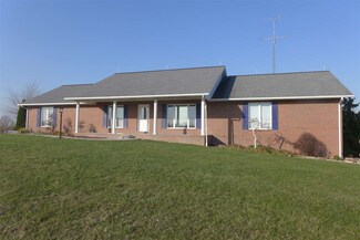 4689 S State Road 162, Huntingburg, IN 47542
