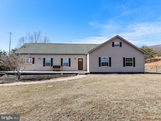 67 Pinepointe Dr, Keyser, WV 26726