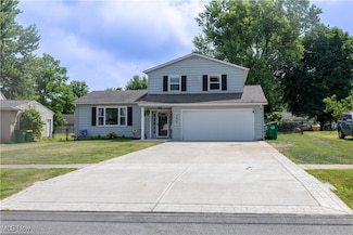 204 Parkway Blvd, Madison, OH 44057