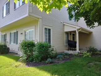 613 Fox Ridge Dr, Fox Lake, IL 60020