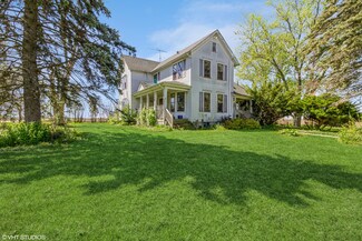 5S606 Davis Rd, Big Rock, IL 60511
