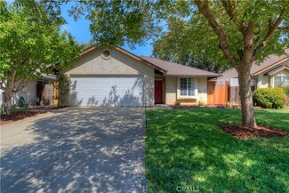 15 Hunter Ct, Chico, CA 95928