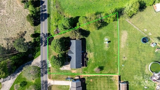 5184 Swinging Bridge Rd, Conover, NC 28613