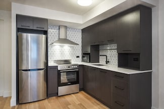101 E 10th St Unit 3-A, New York, NY 10003