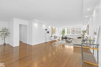 501 E 79th St Unit 5 A, New York, NY 10075