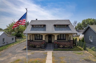 1734 E Wellesley Ave, Spokane, WA 99207