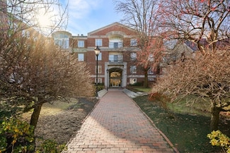 130 Mount Auburn St Unit 310, Cambridge, MA 02138