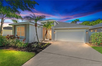 2350 NW Tulip Way, Jensen Beach, FL 34957