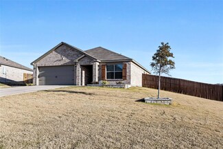 104 Yearling Ct, Newark, TX 76071