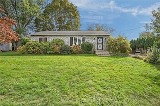85 Canario Dr, Warren, RI 02885
