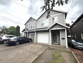 9910 SE Woodstock Blvd, Portland, OR 97266
