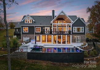16312 Cozy Cove Rd, Charlotte, NC 28278