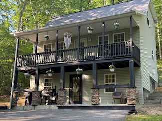 19 Lake Rd, Daniels, WV 25832