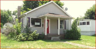 5 2nd St, Mill Hall, PA 17751