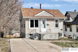 7074 Binney St, Omaha, NE 68104