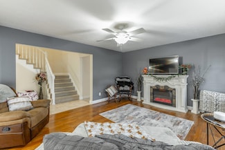 1052 Trojan Run Dr, Soddy Daisy, TN 37379