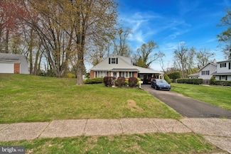 240 Cowbell Rd, Willow Grove, PA 19090