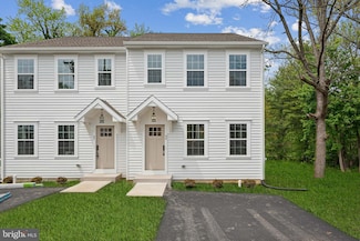 49 E 3rd St, Moorestown, NJ 08057