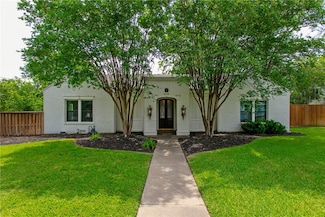 1340 Baker Ave, Bryan, TX 77803